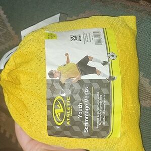 Athletic Works Sleeveless Pullover Regular Vest (Juniors) 6 Pack